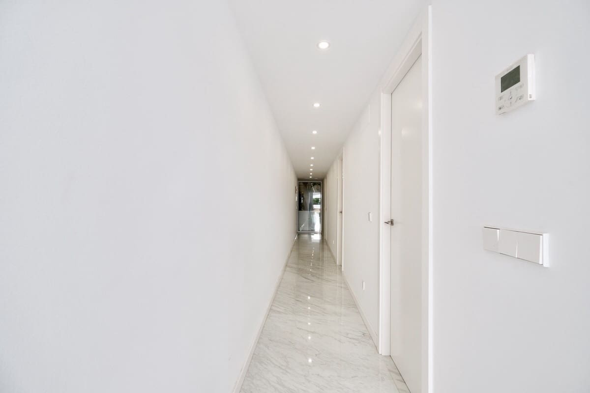 2 soveværelse Lejlighed til salg i Puerto Portals med swimmingpool garage - € 1.100.000 (Ref: 9552369)