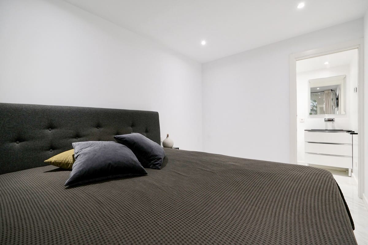 2 soveværelse Lejlighed til salg i Puerto Portals med swimmingpool garage - € 1.100.000 (Ref: 9552369)