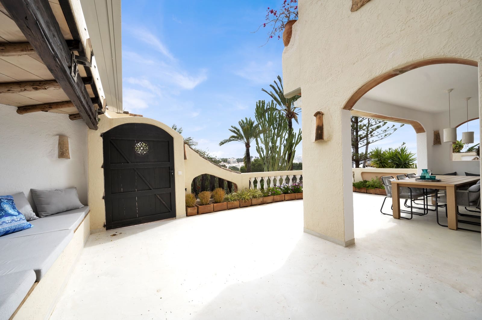 2 sypialnia Mieszkanie na sprzedaż w Costa de la Calma z basenem - 1 795 000 € (Ref: 9552370)