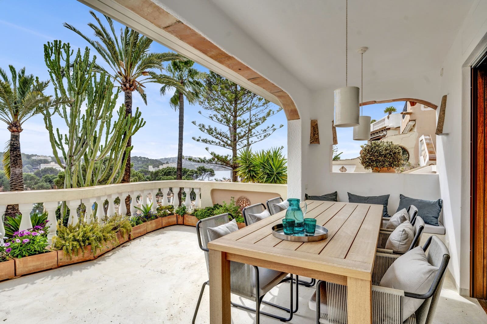 2 sypialnia Mieszkanie na sprzedaż w Costa de la Calma z basenem - 1 795 000 € (Ref: 9552370)