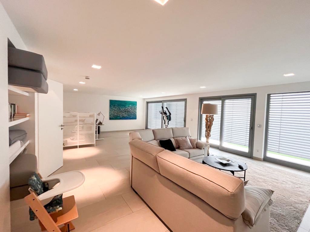 4 sypialnia Willa na sprzedaż w Santa Ponsa z basenem garażem - 5 900 000 € (Ref: 9552372)