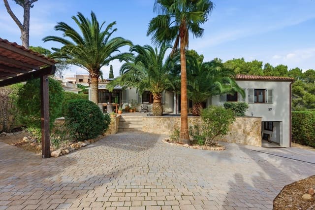 Chalet de 3 habitaciones en Santa Ponsa, Calvià en venta con piscina garaje - 1.995.000 € (Ref: 9552373)