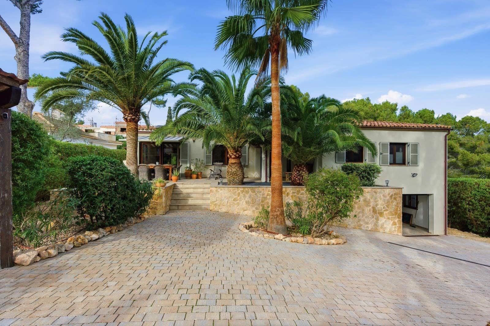 Chalet de 3 habitaciones en Santa Ponsa en venta con piscina garaje - 1.995.000 € (Ref: 9552373)