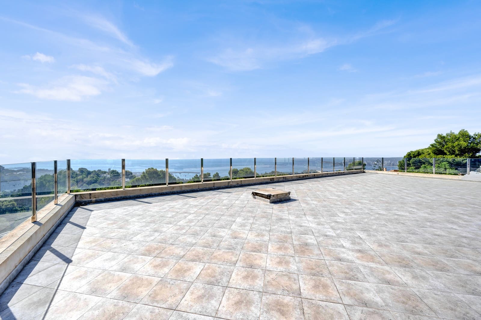 4 sypialnia Willa na sprzedaż w Costa d'en Blanes z basenem garażem - 4 950 000 € (Ref: 9552374)