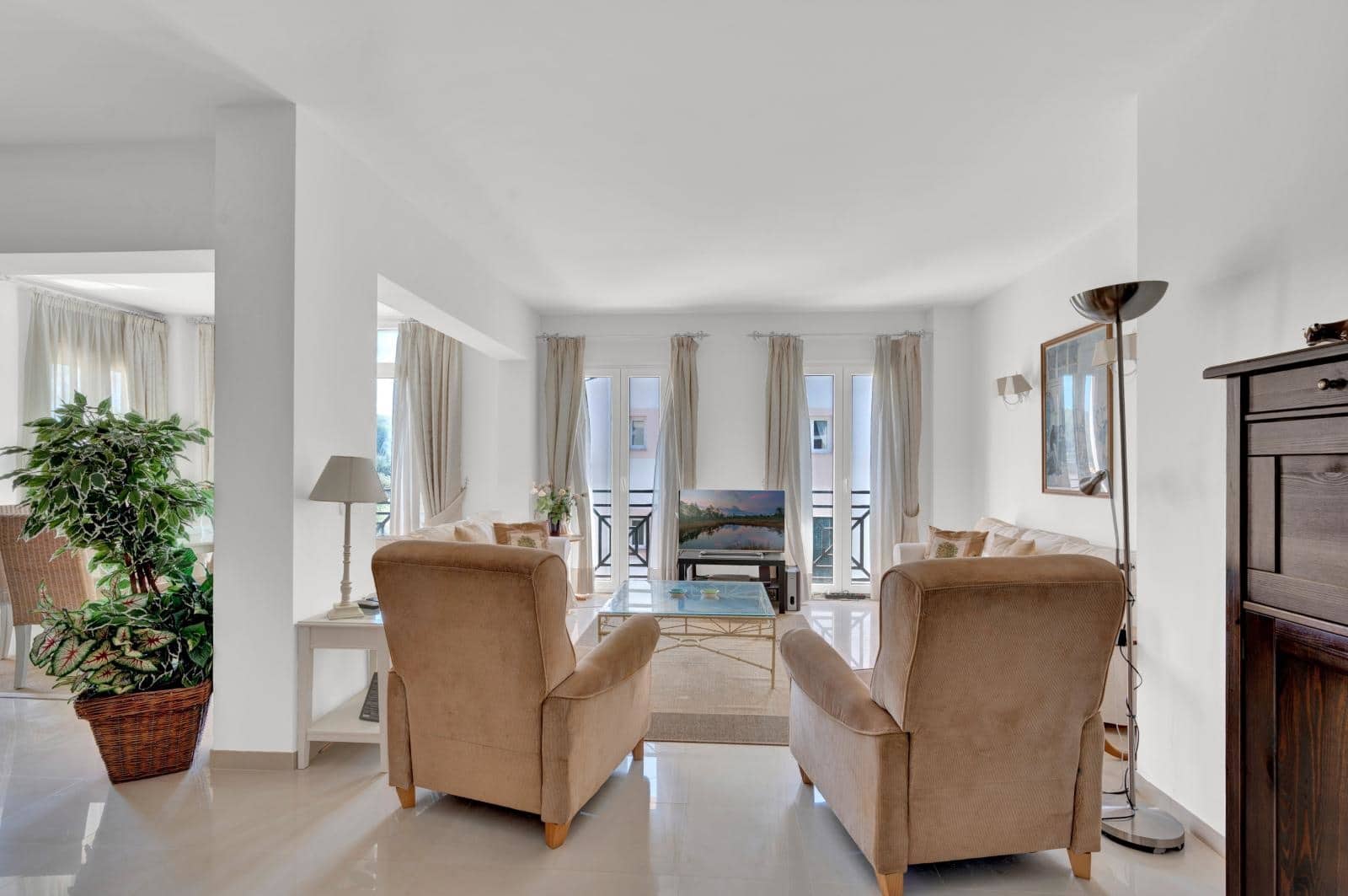 Piso de 3 habitaciones en Santa Ponsa en venta con piscina garaje - 840.000 € (Ref: 9552375)