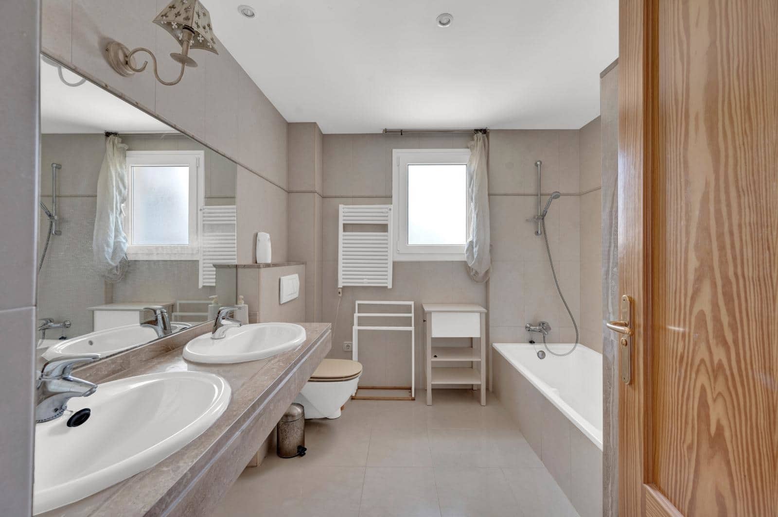 Piso de 3 habitaciones en Santa Ponsa en venta con piscina garaje - 840.000 € (Ref: 9552375)