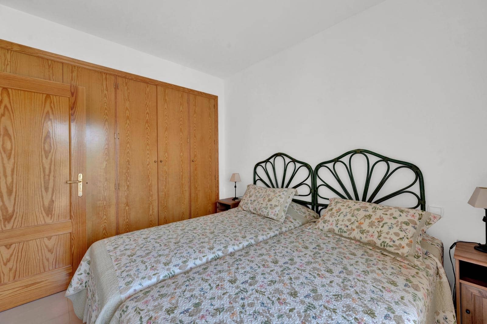 Piso de 3 habitaciones en Santa Ponsa en venta con piscina garaje - 840.000 € (Ref: 9552375)