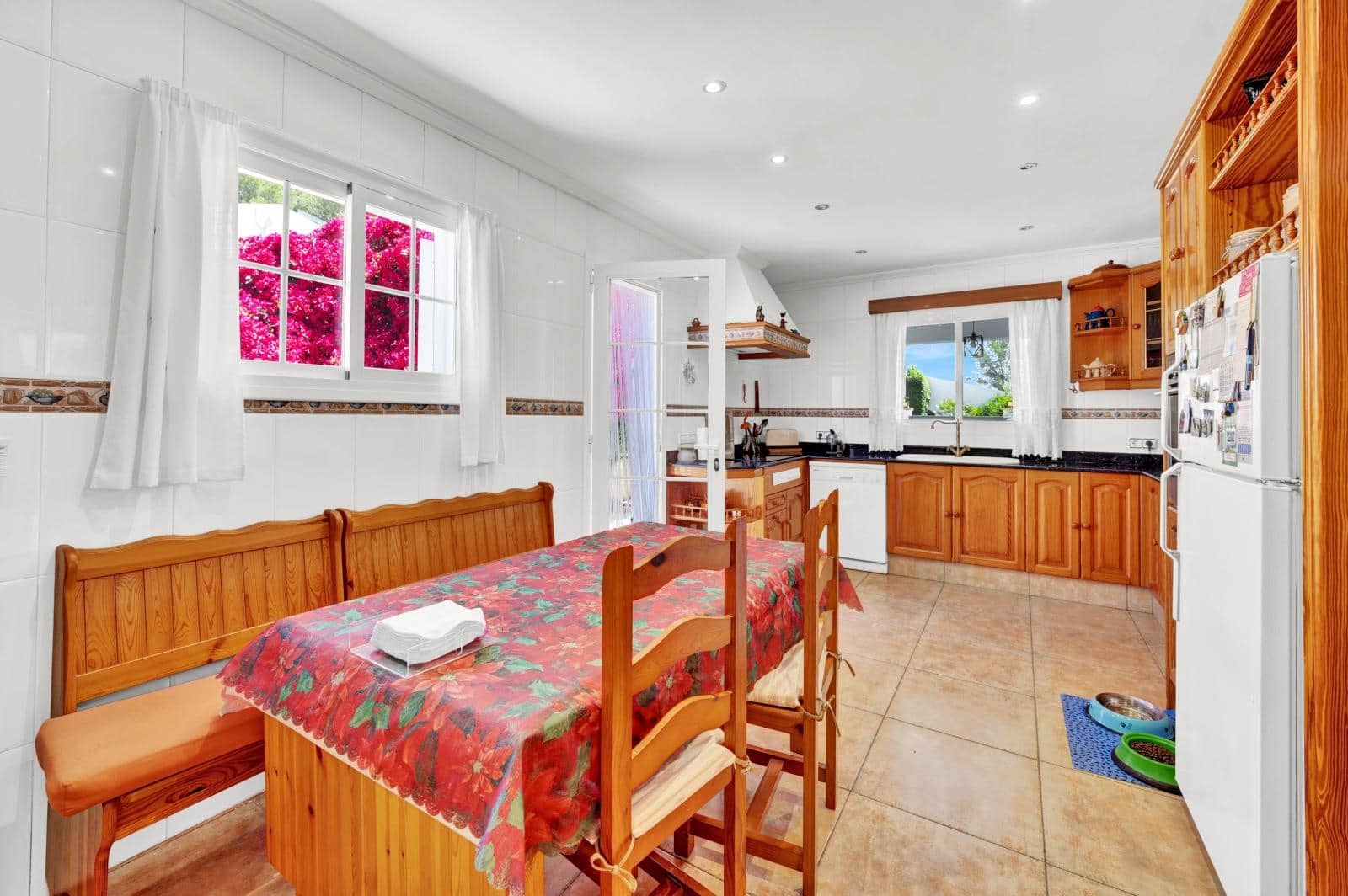 4 soveværelse Villa til salg i El Toro / Port Adriano med garage - € 1.150.000 (Ref: 9552377)