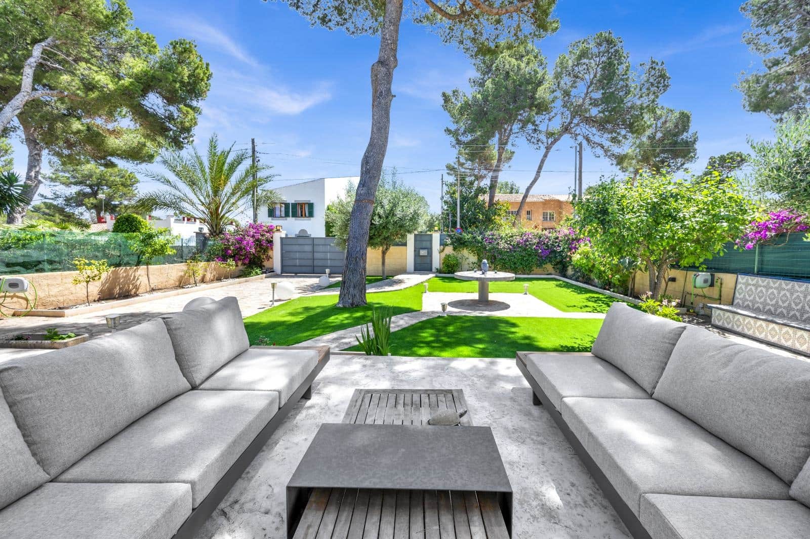 4 soveværelse Villa til salg i El Toro / Port Adriano med garage - € 1.150.000 (Ref: 9552377)