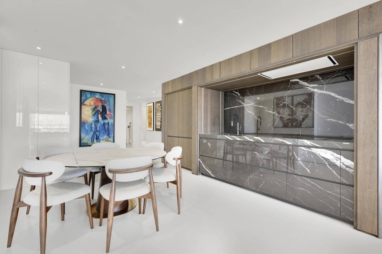 3 bedroom Flat for sale in Palma de Mallorca with garage - € 1,950,000 (Ref: 9552379)