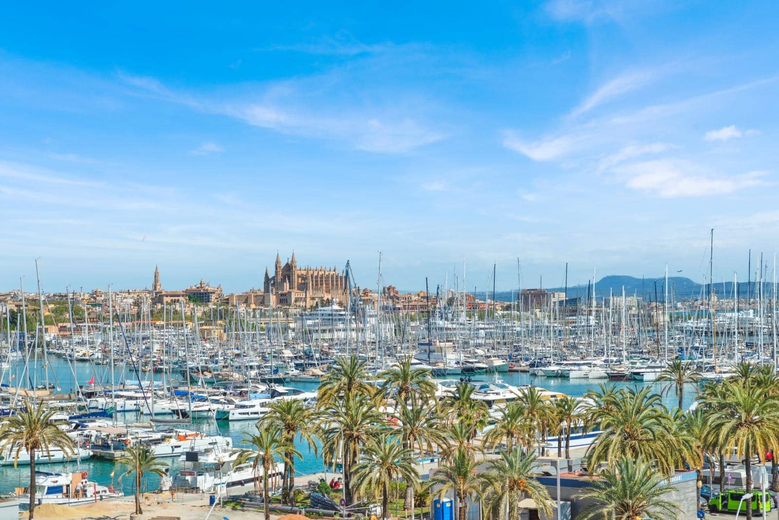 3 bedroom Flat for sale in Palma de Mallorca with garage - € 1,950,000 (Ref: 9552379)