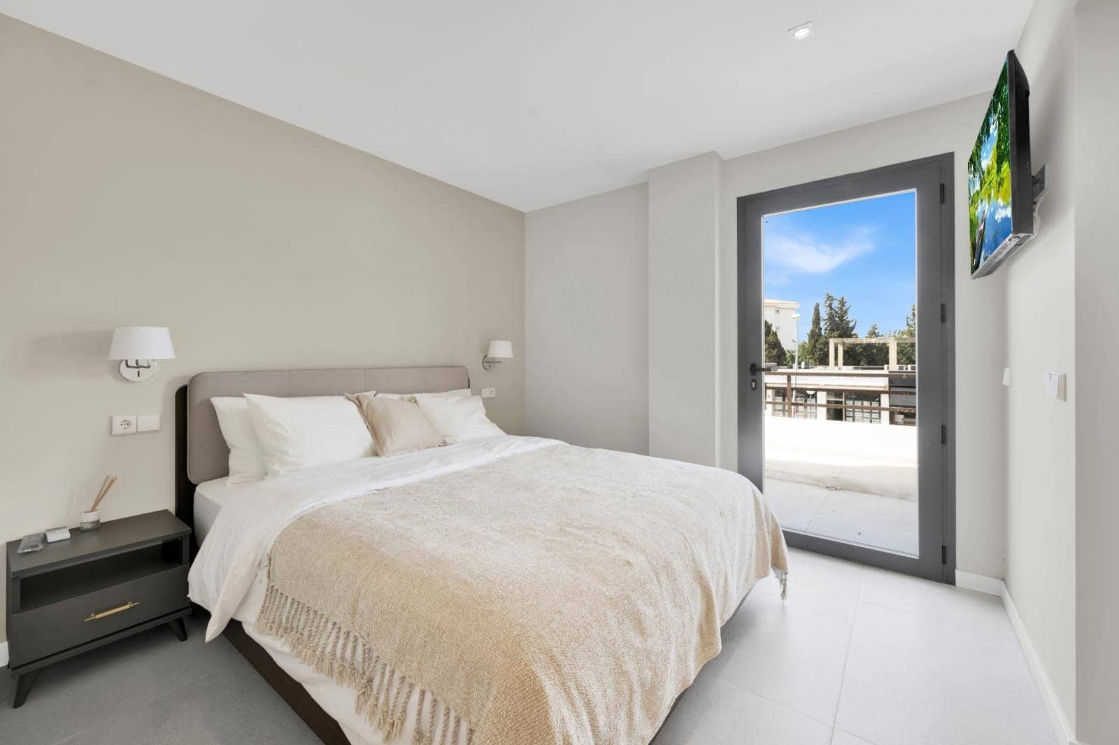 2 soveværelse Lejlighed til salg i Puerto Portals med swimmingpool garage - € 950.000 (Ref: 9552380)