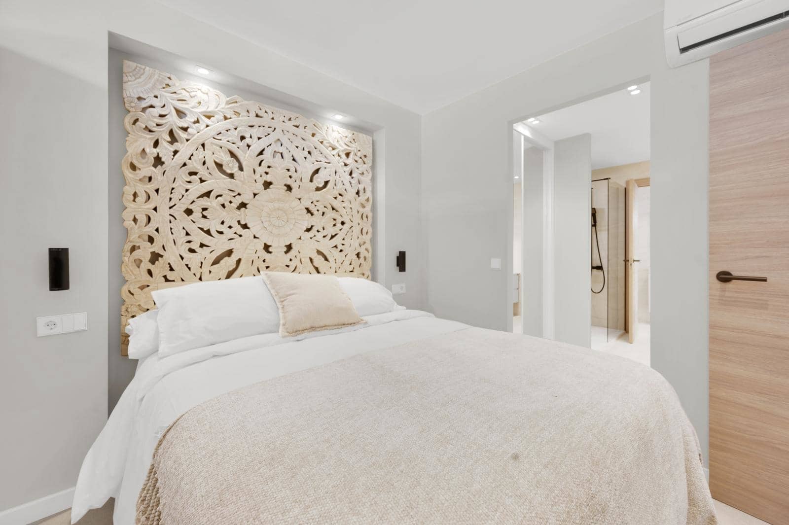 2 soveværelse Lejlighed til salg i Puerto Portals med swimmingpool garage - € 950.000 (Ref: 9552380)