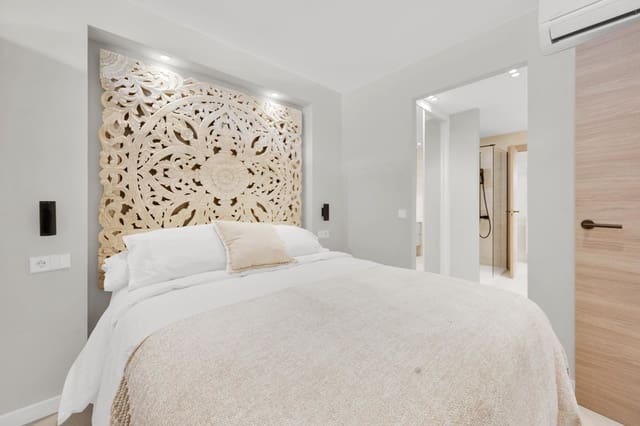 2 soveværelse Lejlighed til salg i Puerto Portals, Calvià med swimmingpool garage - € 950.000 (Ref: 9552380)