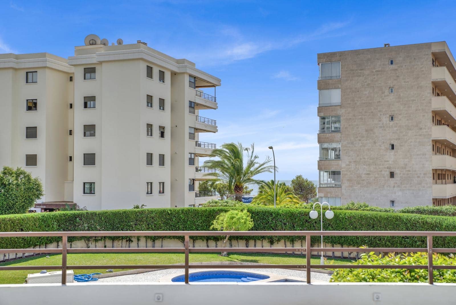 2 soveværelse Lejlighed til salg i Puerto Portals med swimmingpool garage - € 950.000 (Ref: 9552380)