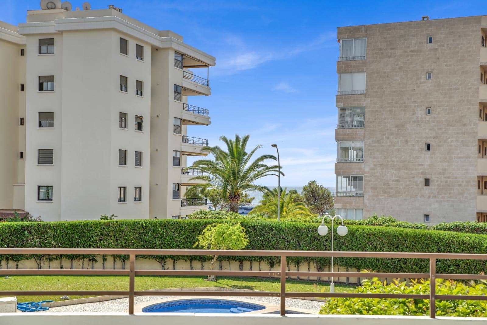 2 soveværelse Lejlighed til salg i Puerto Portals med swimmingpool garage - € 950.000 (Ref: 9552380)