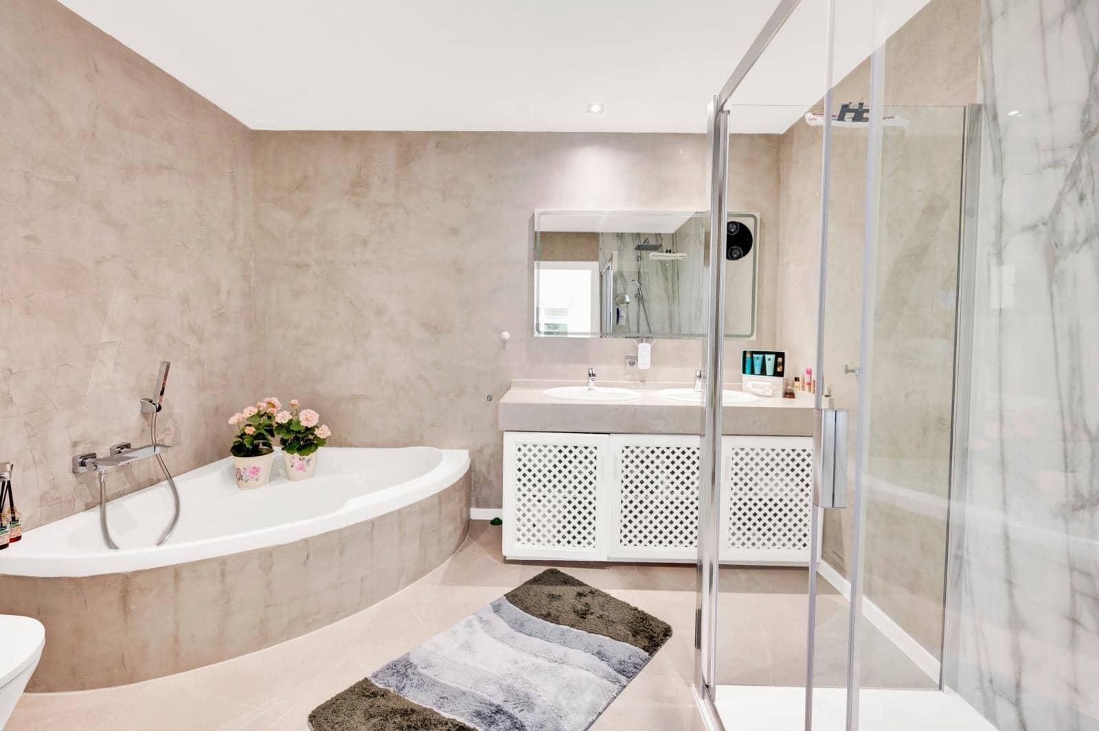 4 bedroom Villa for sale in Costa de la Calma with pool garage - € 1,980,000 (Ref: 9552381)