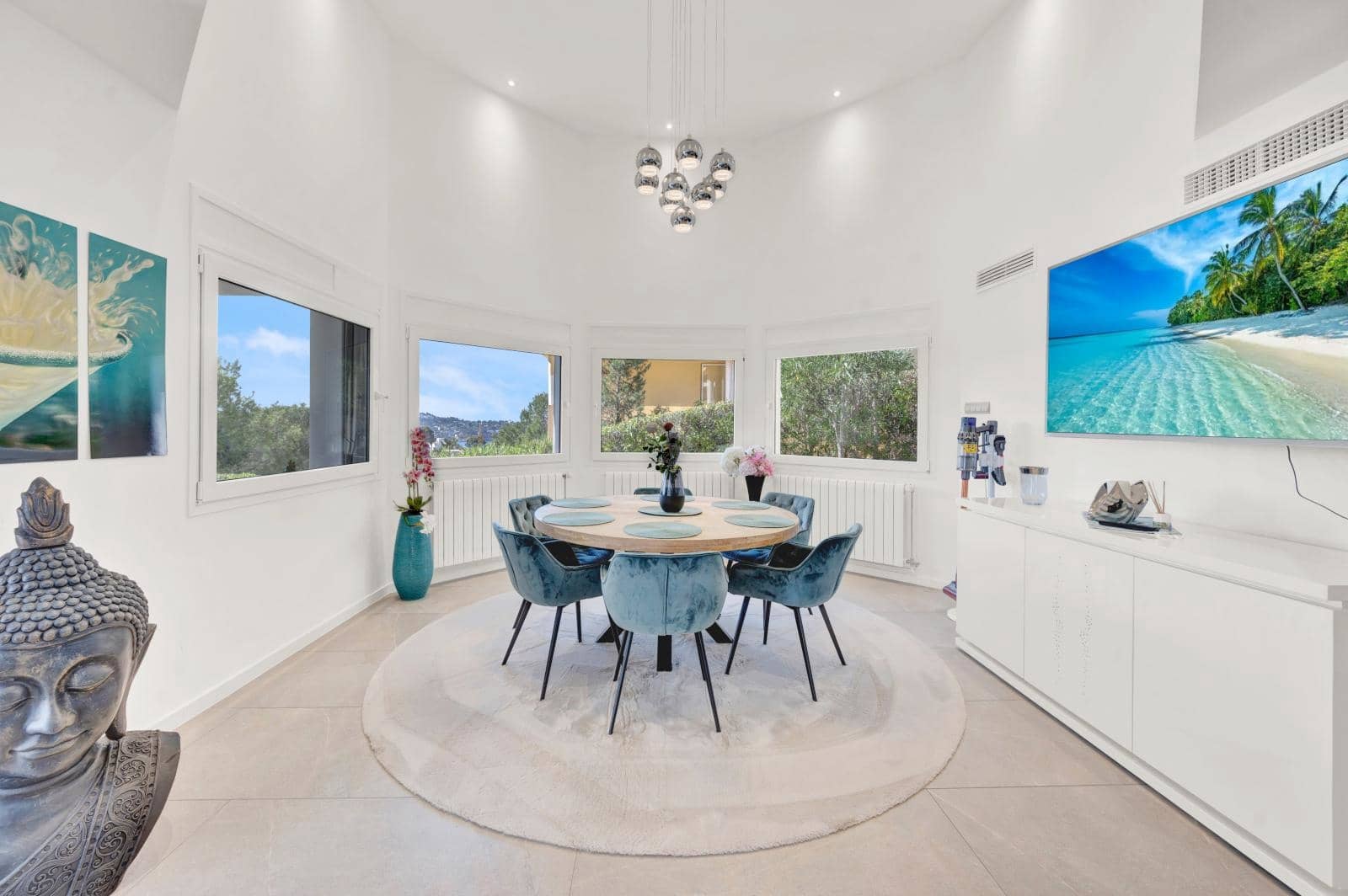 4 bedroom Villa for sale in Costa de la Calma with pool garage - € 1,980,000 (Ref: 9552381)