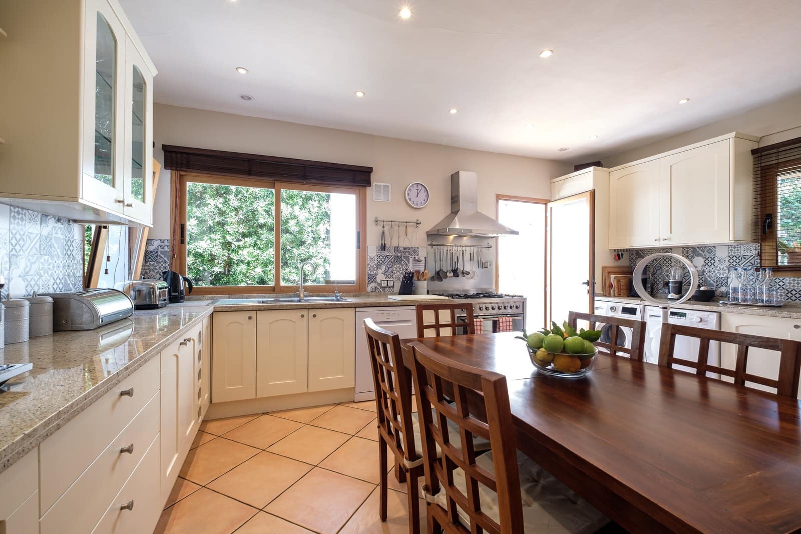 4 soveværelse Villa til salg i Portals Nous med swimmingpool garage - € 1.925.000 (Ref: 9552383)