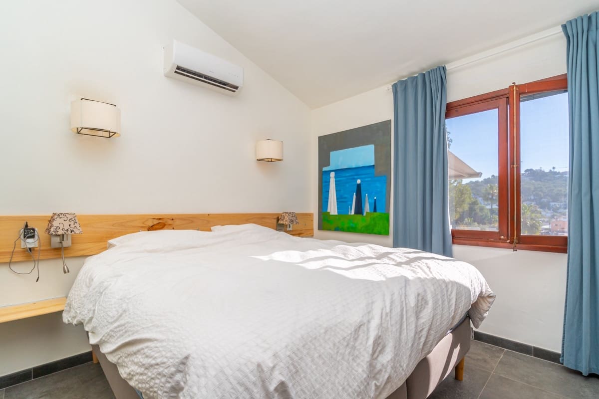 4 bedroom Villa for sale in Costa de la Calma with pool garage - € 1,590,000 (Ref: 9552385)