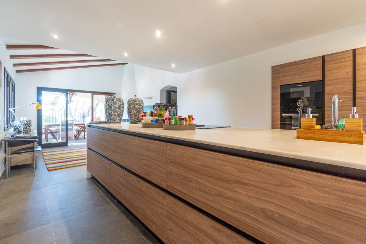 4 bedroom Villa for sale in Costa de la Calma with pool garage - € 1,590,000 (Ref: 9552385)