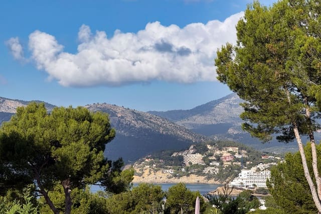 4 slaapkamer Villa te koop in Santa Ponsa, Calvià met zwembad garage - € 2.950.000 (Ref: 9552387)