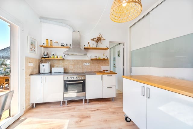 4 sypialnia Willa na sprzedaż w Santa Ponsa, Calvià z basenem garażem - 1 750 000 € (Ref: 9552389)