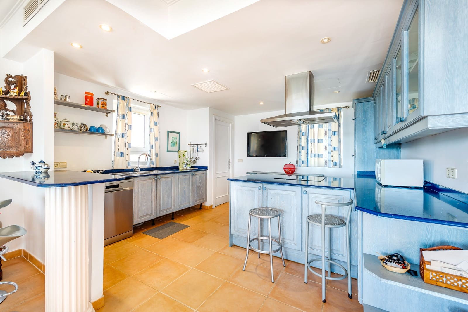 4 sypialnia Willa na sprzedaż w Santa Ponsa z basenem garażem - 1 750 000 € (Ref: 9552389)