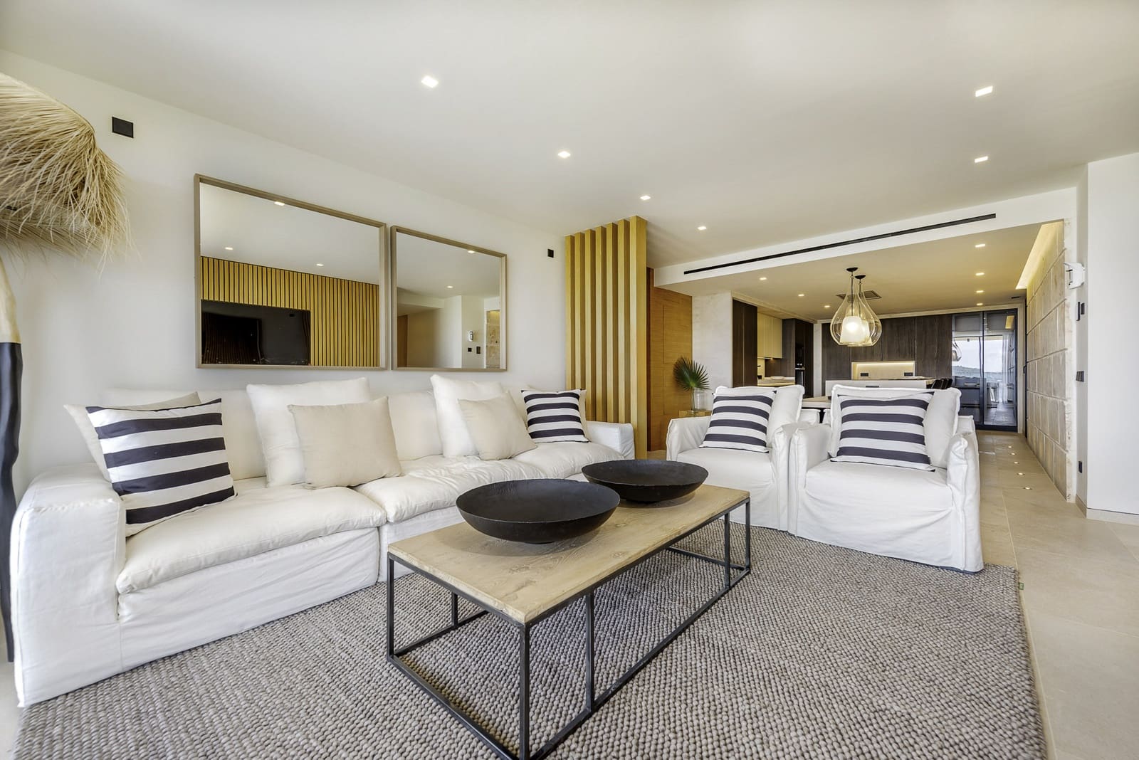 4 Zimmer Wohnung zu verkaufen in Santa Ponsa mit Pool Garage - 1.563.800 € (Ref: 9552391)