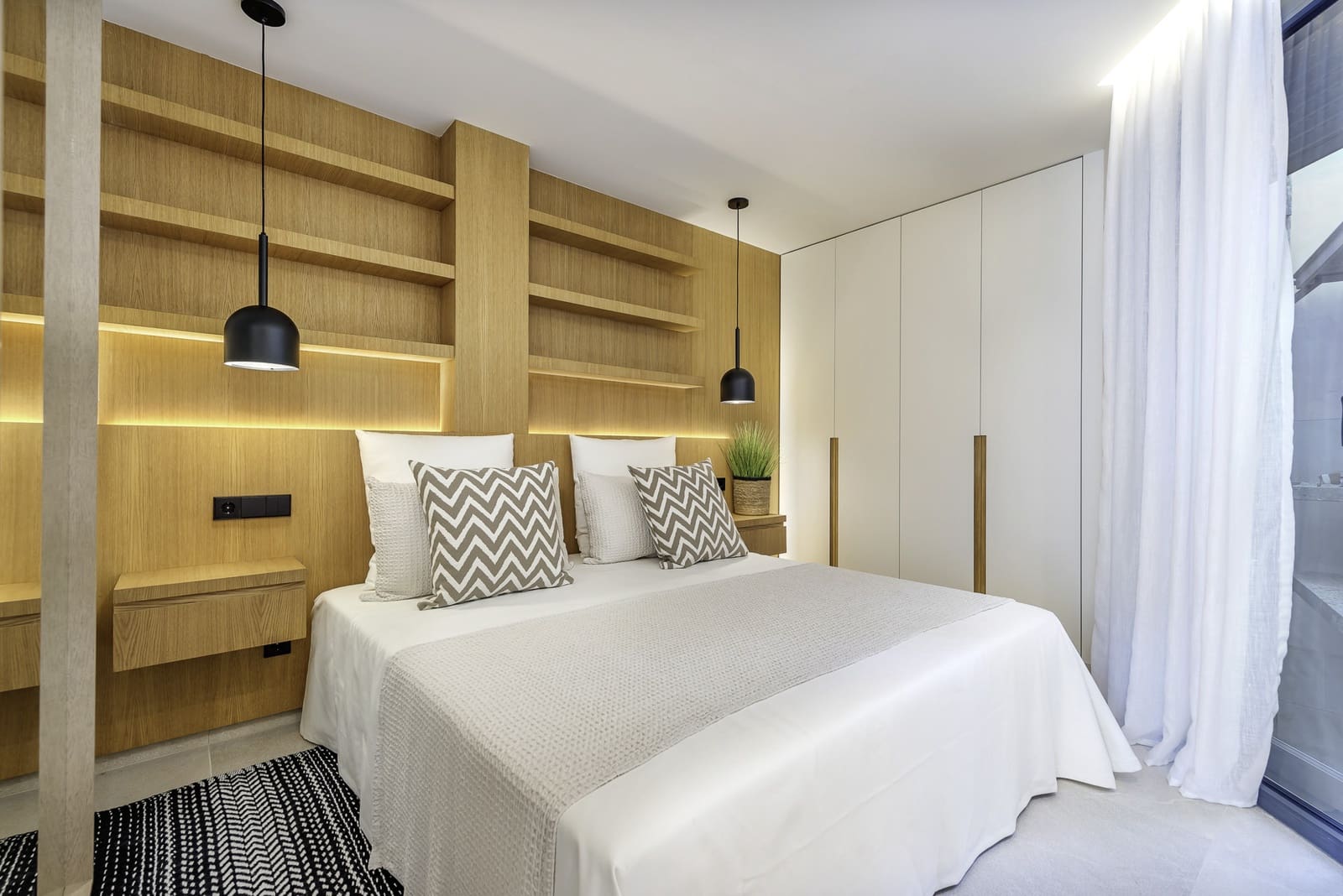 4 Zimmer Wohnung zu verkaufen in Santa Ponsa mit Pool Garage - 1.563.800 € (Ref: 9552391)