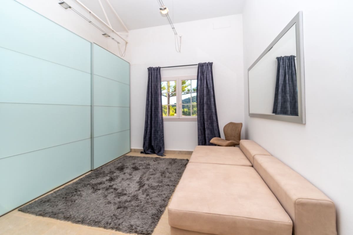 3 sypialnia Willa na sprzedaż w Costa d'en Blanes z basenem garażem - 1 990 000 € (Ref: 9552394)