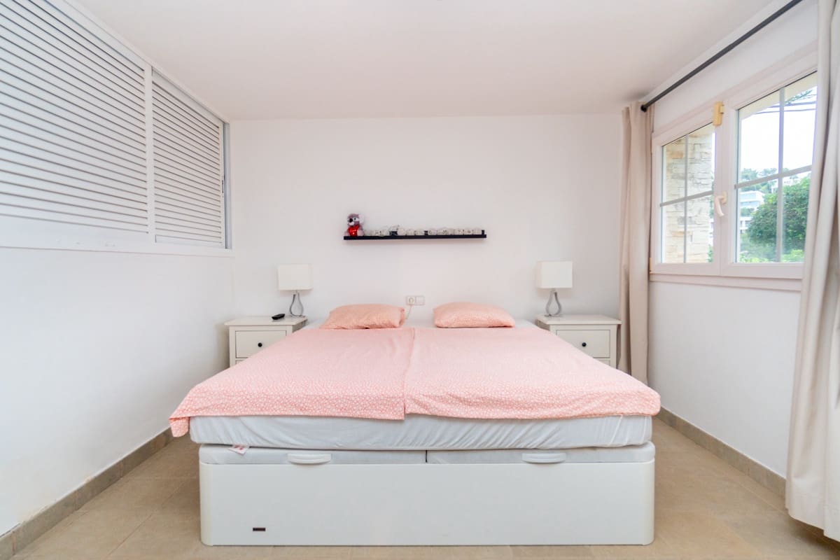 3 sypialnia Willa na sprzedaż w Costa d'en Blanes z basenem garażem - 1 990 000 € (Ref: 9552394)