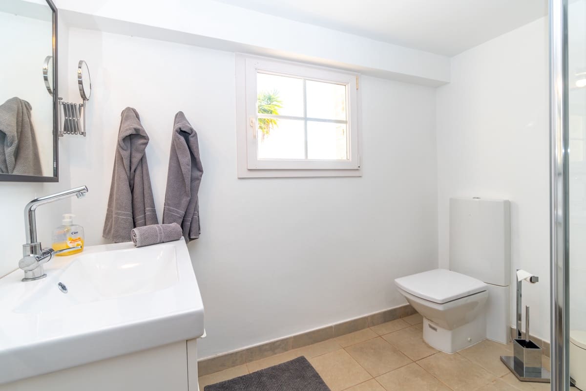 3 sypialnia Willa na sprzedaż w Costa d'en Blanes z basenem garażem - 1 990 000 € (Ref: 9552394)