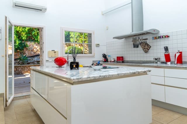 3 sypialnia Willa na sprzedaż w Costa d'en Blanes, Calvià z basenem garażem - 1 990 000 € (Ref: 9552394)