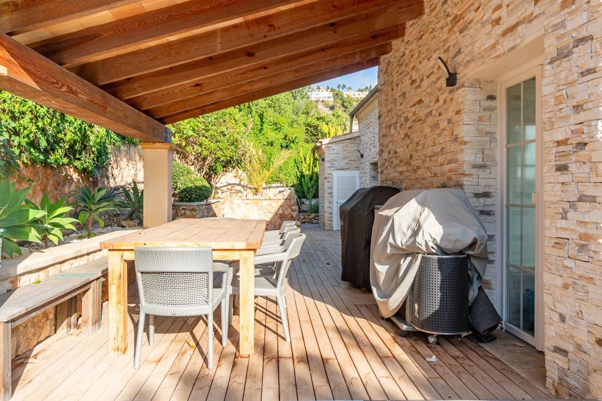 3 sypialnia Willa na sprzedaż w Costa d'en Blanes z basenem garażem - 1 990 000 € (Ref: 9552394)