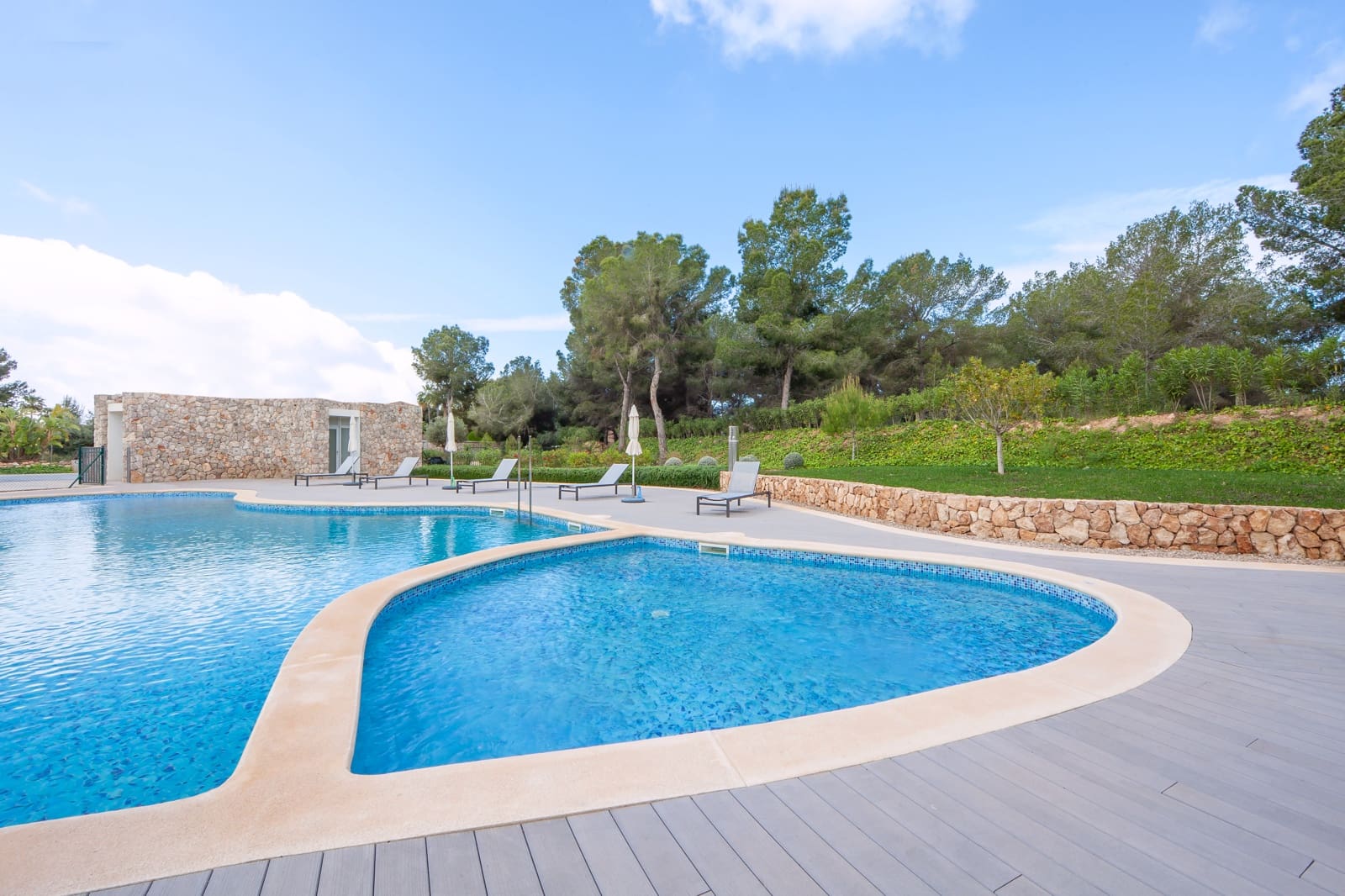 Ático de 3 habitaciones en Santa Ponsa en venta con piscina garaje - 1.690.000 € (Ref: 9552667)