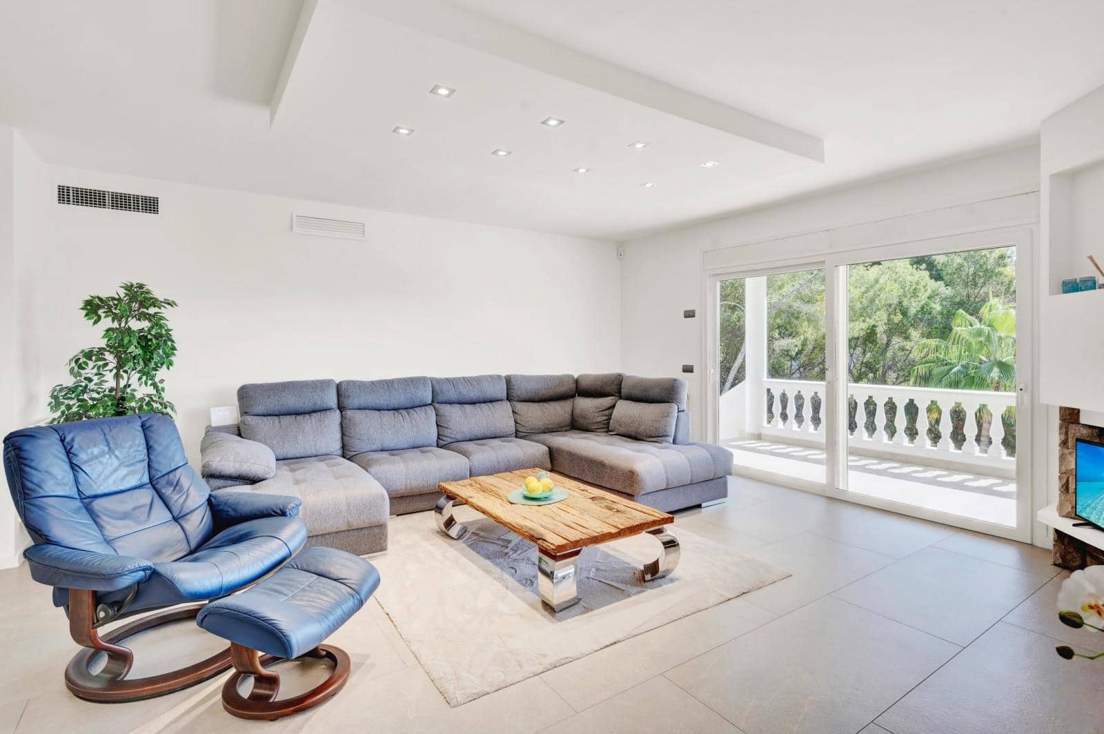 4 sovrum Villa till salu i Costa de la Calma med pool garage - 1 980 000 € (Ref: 9650518)