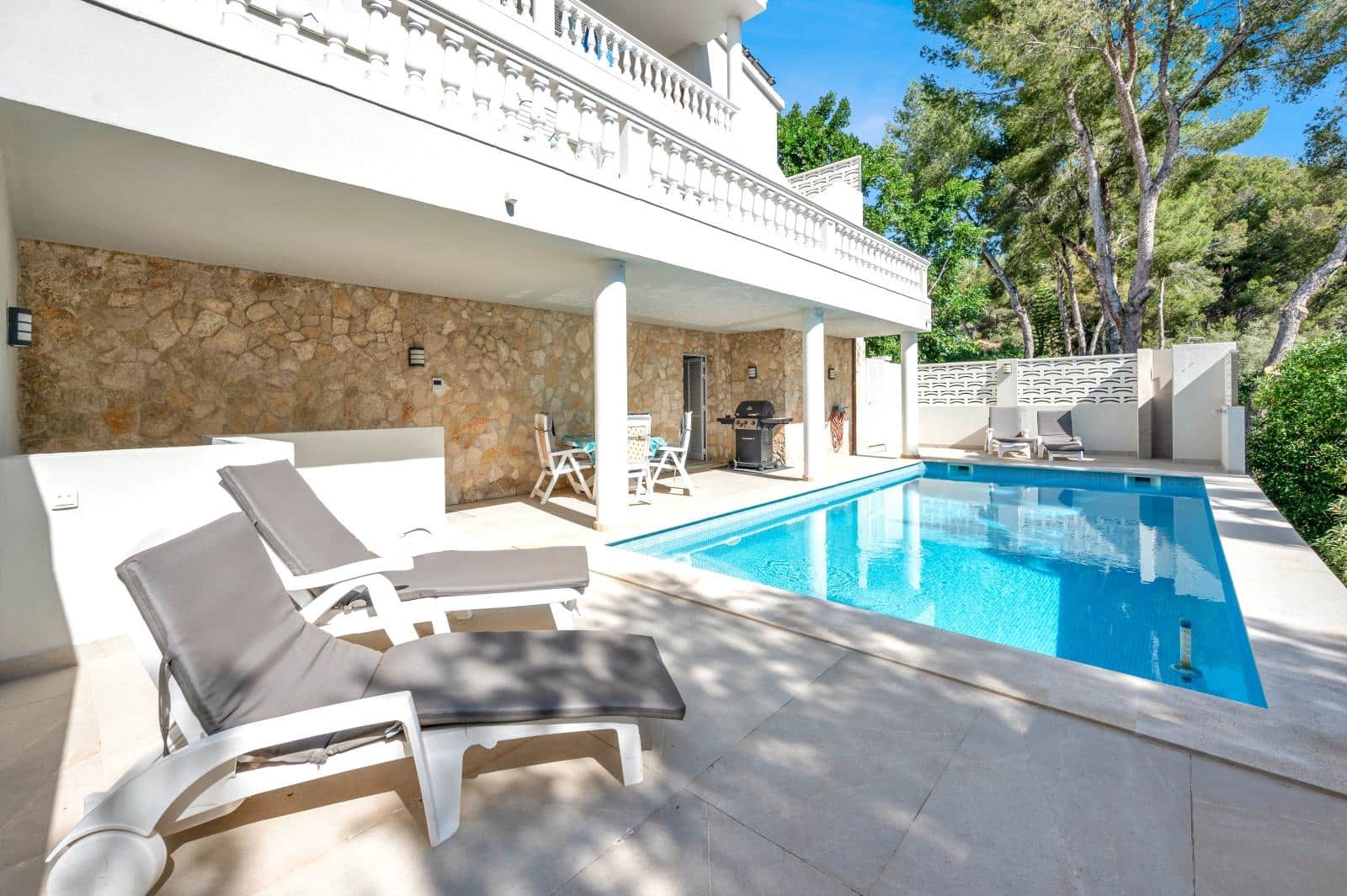 4 sovrum Villa till salu i Costa de la Calma med pool garage - 1 980 000 € (Ref: 9650518)