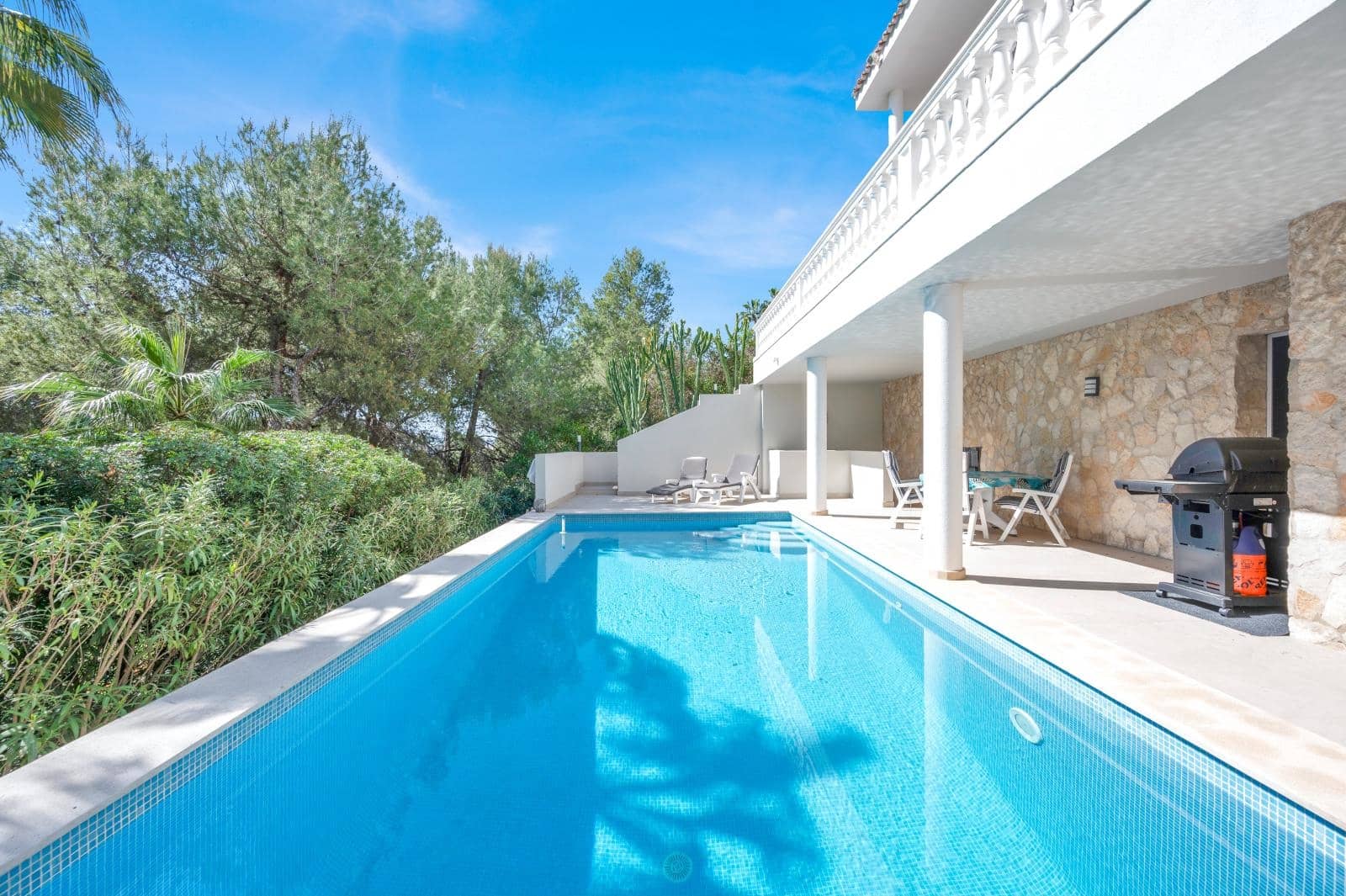 4 sovrum Villa till salu i Costa de la Calma med pool garage - 1 980 000 € (Ref: 9650518)