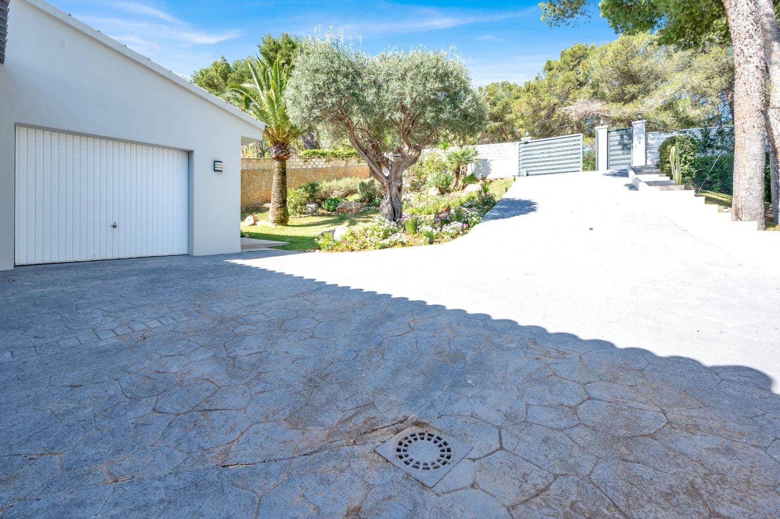 4 sovrum Villa till salu i Costa de la Calma med pool garage - 1 980 000 € (Ref: 9650518)