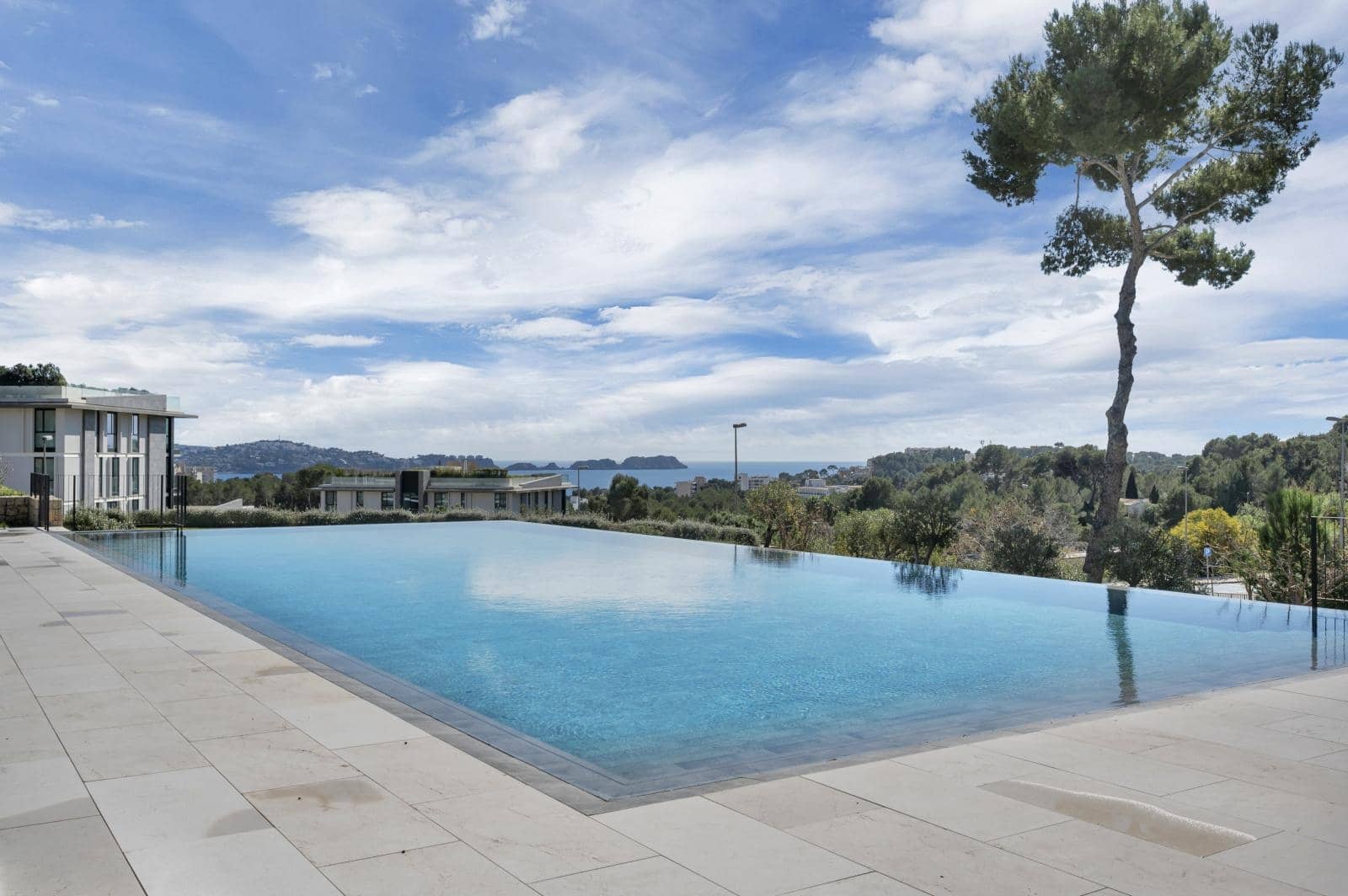 3 chambre Appartement à vendre à Peguera / Paguera avec piscine garage - 2 350 000 € (Ref: 9714121)