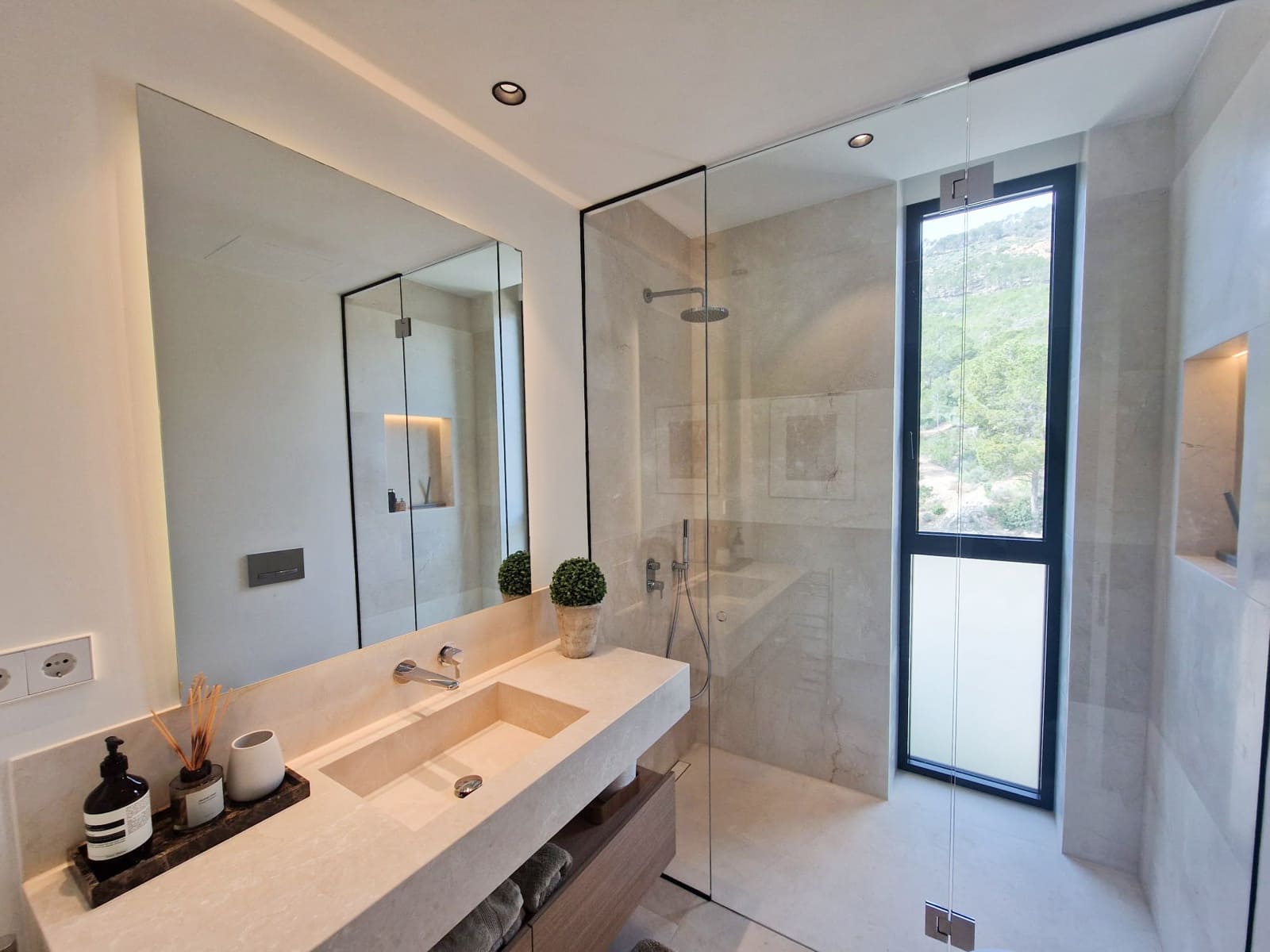 3 chambre Appartement à vendre à Peguera / Paguera avec piscine garage - 2 350 000 € (Ref: 9714121)