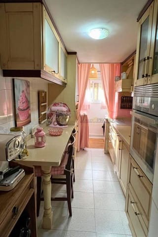 3 slaapkamer Flat te koop in Parque de la Reina, Arona met zwembad garage - € 365.000 (Ref: 10016758)