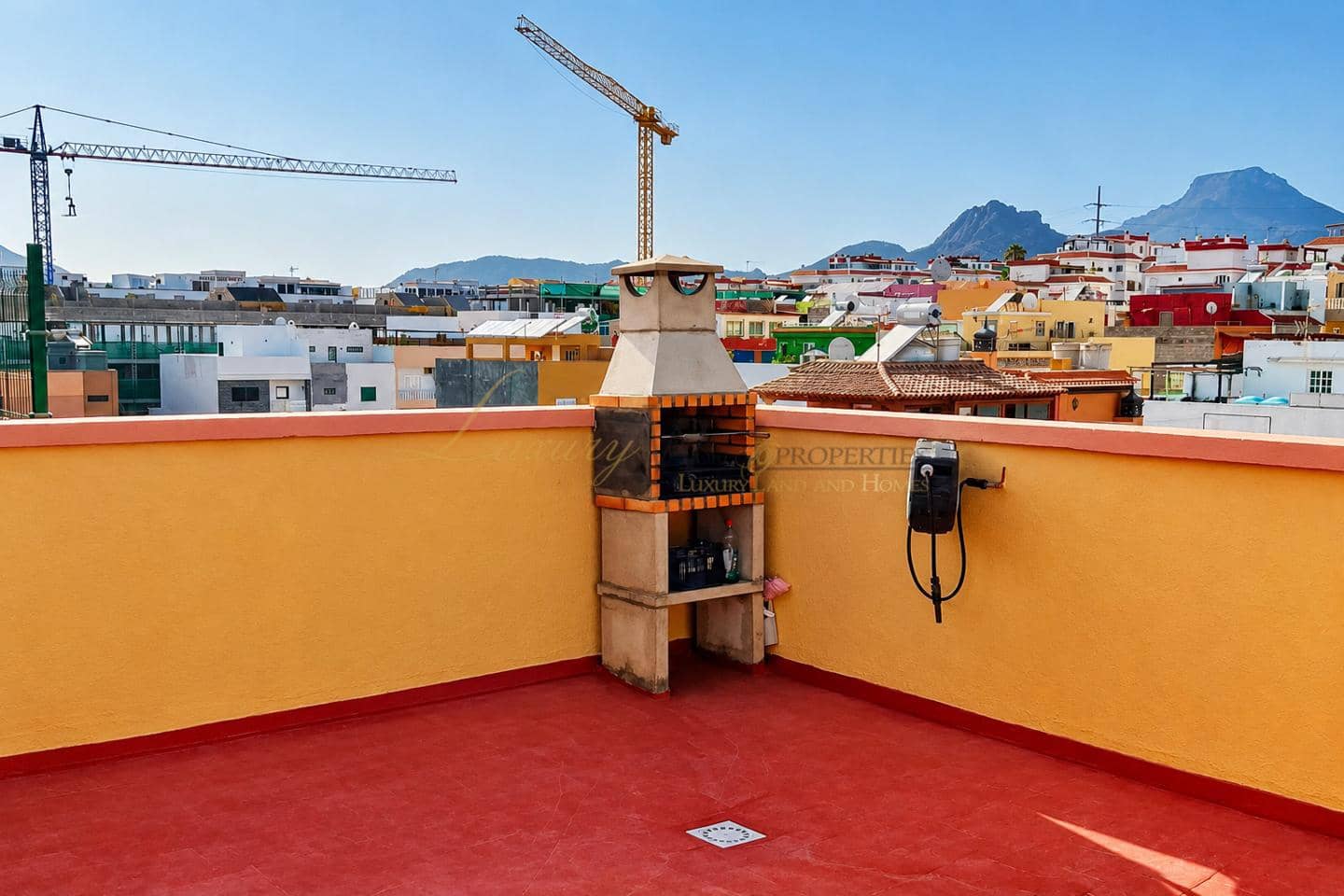 3 slaapkamer Flat te koop in Parque de la Reina met zwembad garage - € 365.000 (Ref: 10016758)
