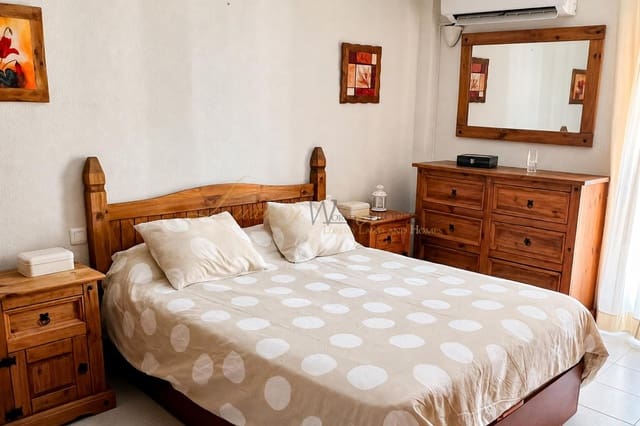 3 slaapkamer Flat te koop in Parque de la Reina, Arona met zwembad garage - € 365.000 (Ref: 10016758)