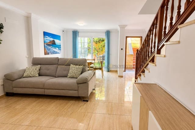 4 sovrum Villa till salu i Llano del Camello, San Miguel de Abona med garage - 449 000 € (Ref: 10029730)
