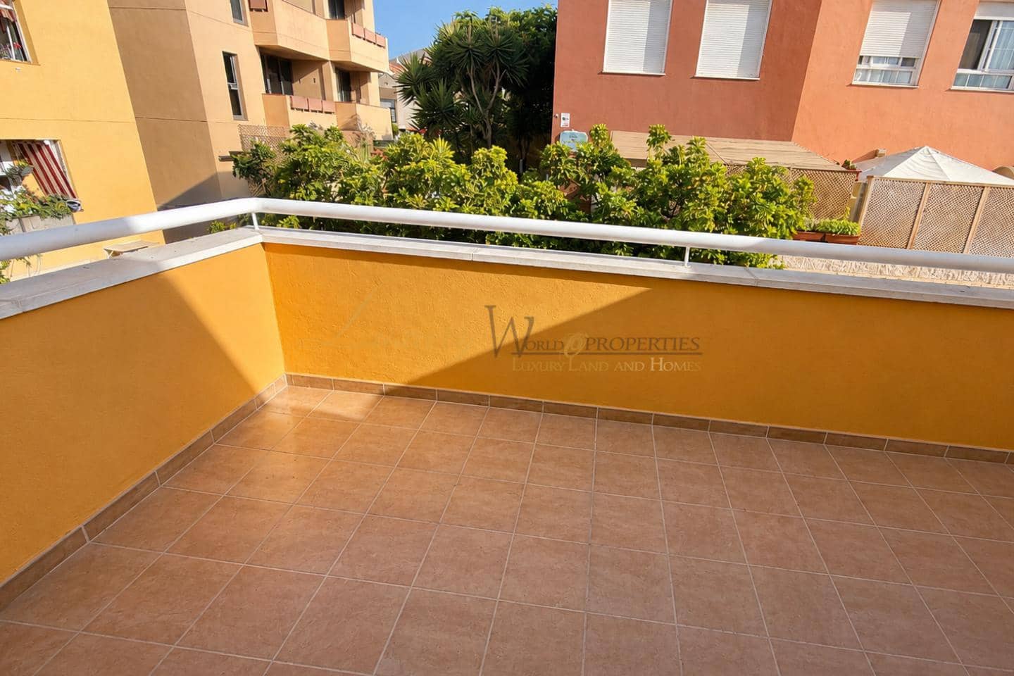 4 sovrum Villa till salu i Llano del Camello med garage - 449 000 € (Ref: 10029730)