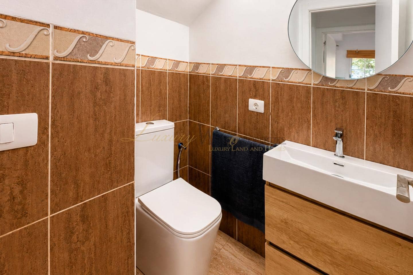 4 soveværelse Villa til leje i Llano del Camello med garage - € 2.700 (Ref: 10039970)