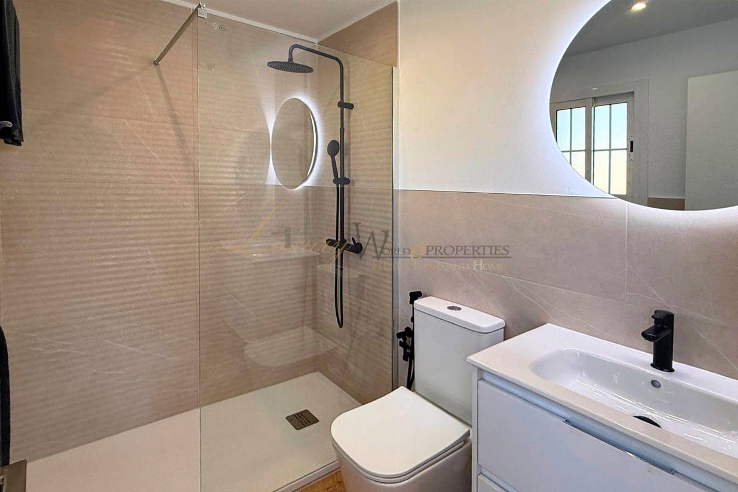4 soveværelse Villa til leje i Llano del Camello med garage - € 2.700 (Ref: 10039970)