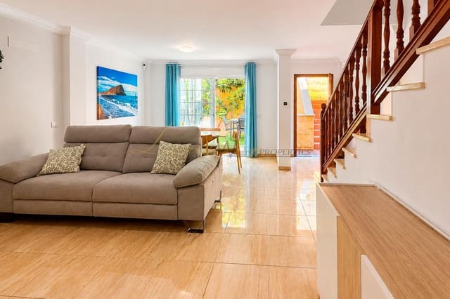 4 soveværelse Villa til leje i Llano del Camello, San Miguel de Abona med garage - € 2.700 (Ref: 10039970)